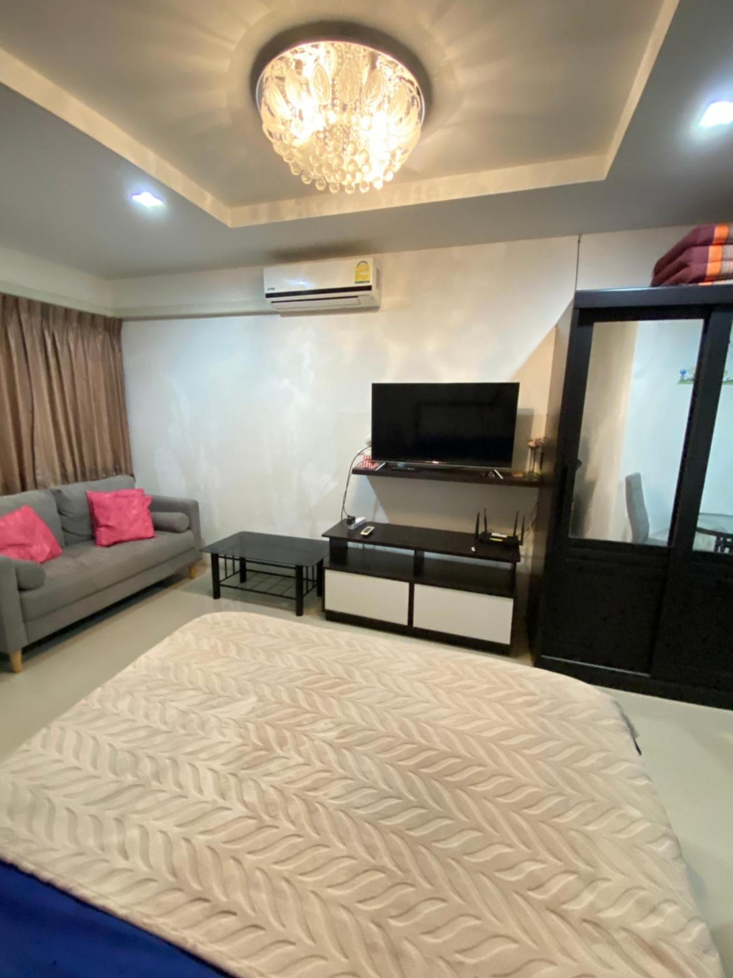 Beach 7 Condo, Pattaya Pantai Jomtien Luaran gambar
